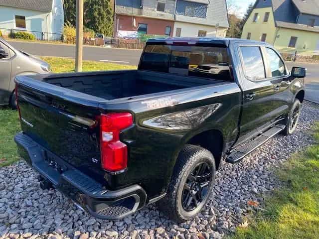 Chevrolet Silverado LT Trail Boss 6,2L V8 11/2025-photo-1