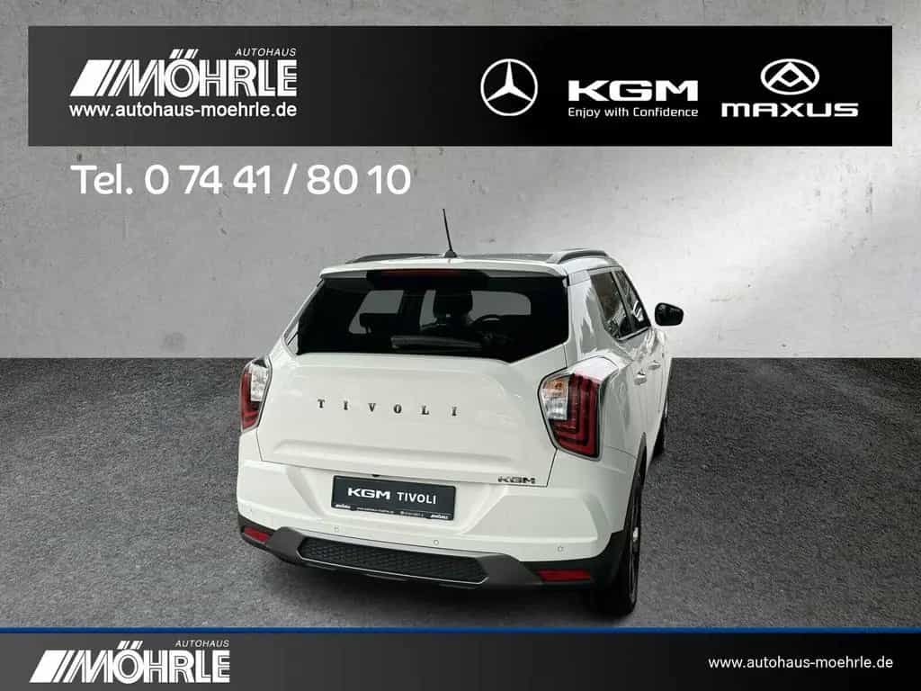 Ssangyong Tivoli 1.5 P Black 4WD LED beheizbares Lenkrad null-photo-3