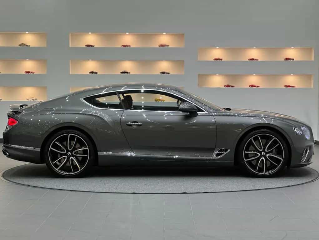Bentley Continental GT 6.0 W12 4WD *Mulliner* 1Besitz*Standheizung* 01/2019-photo-1