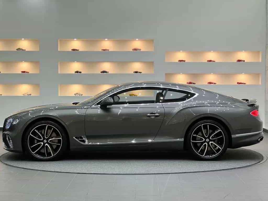 Bentley Continental GT 6.0 W12 4WD *Mulliner* 1Besitz*Standheizung* 01/2019-photo-3