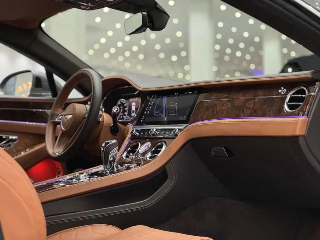 Bentley Continental GT 6.0 W12 4WD *Mulliner* 1Besitz*Standheizung* 01/2019-photo-30
