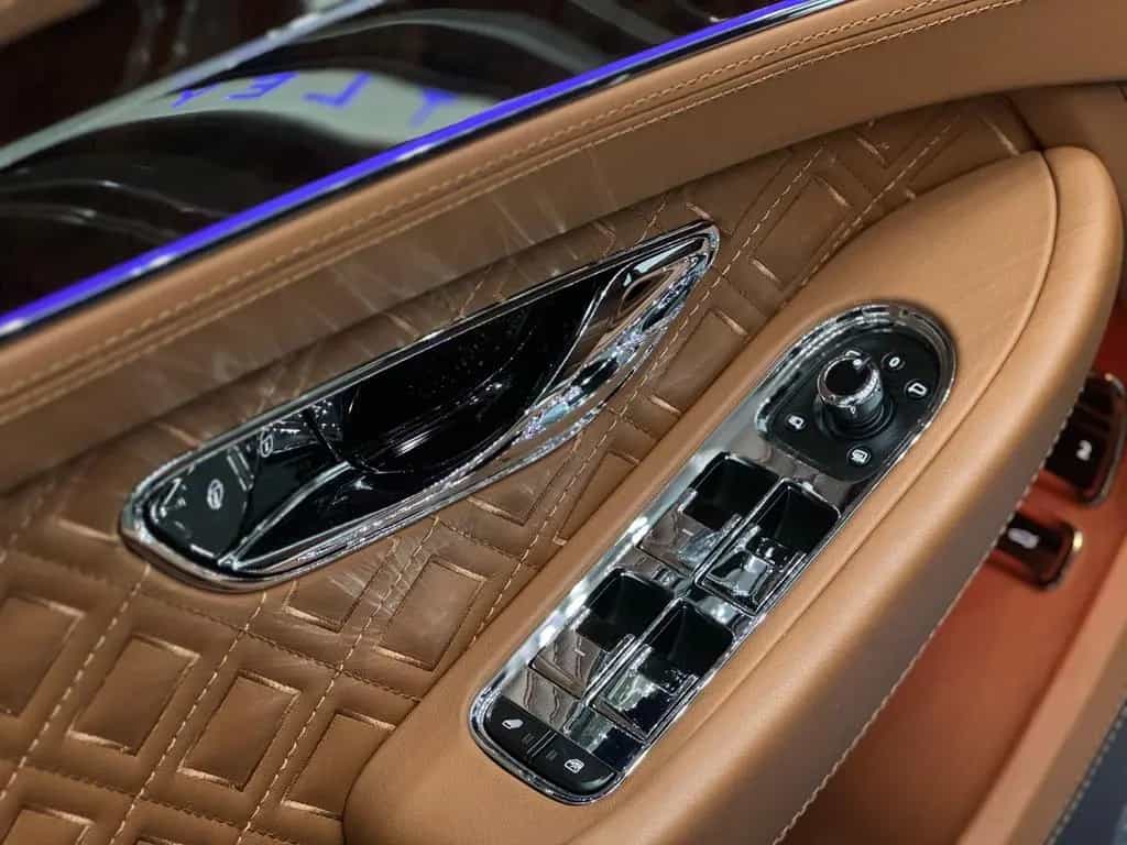 Bentley Continental GT 6.0 W12 4WD *Mulliner* 1Besitz*Standheizung* 01/2019-photo-33