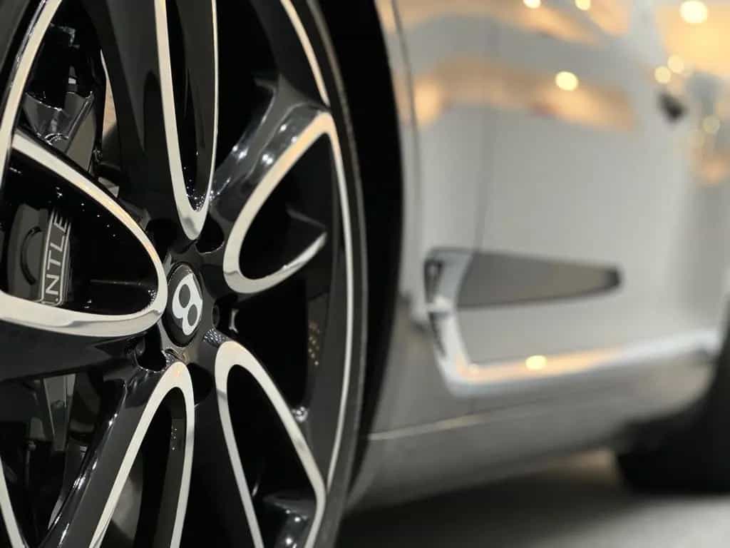 Bentley Continental GT 6.0 W12 4WD *Mulliner* 1Besitz*Standheizung* 01/2019-photo-9