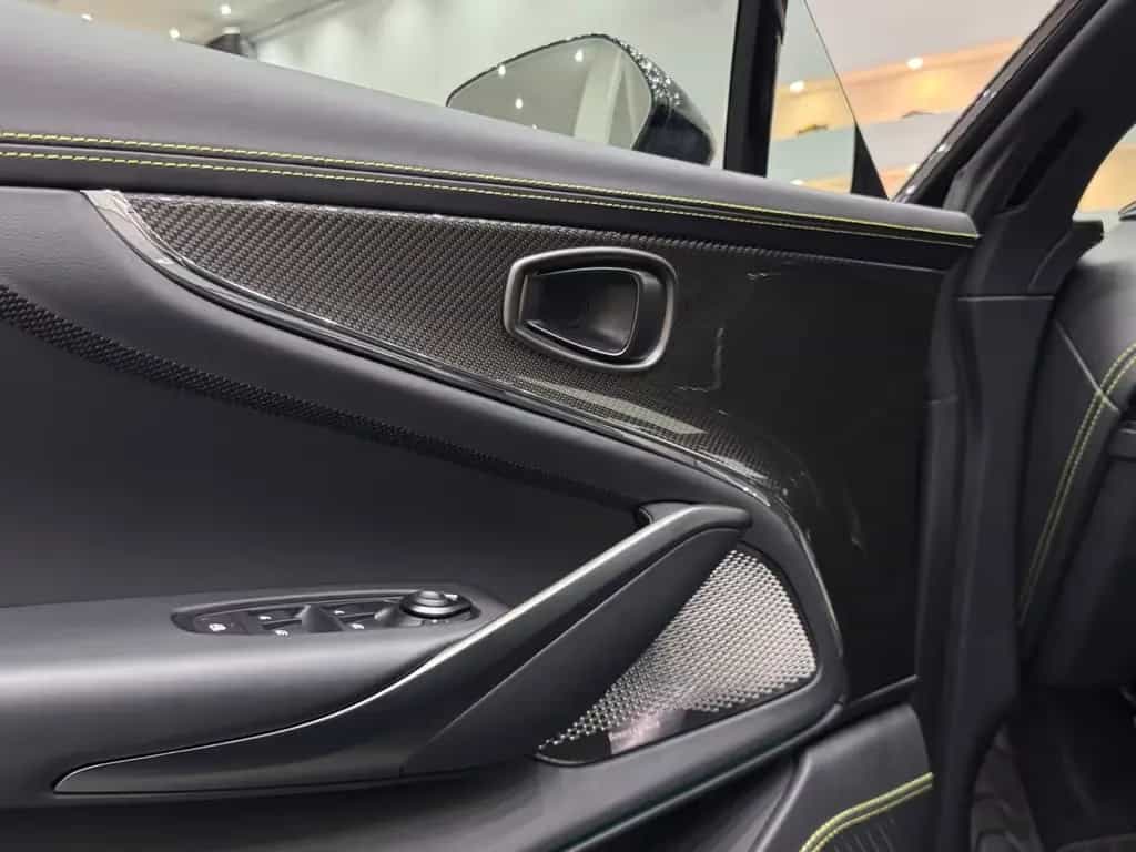 Aston Martin DBX 4.0 V8 DBX707 *AMR24* Neuwagenzustand* 05/2025-photo-19