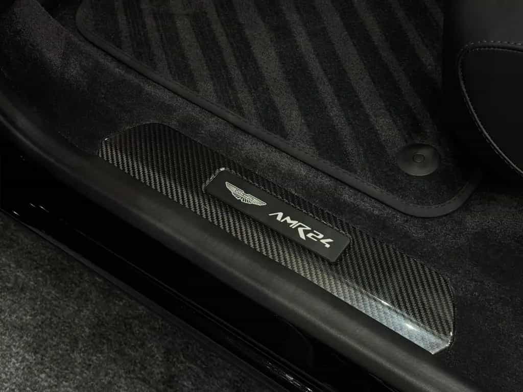 Aston Martin DBX 4.0 V8 DBX707 *AMR24* Neuwagenzustand* 05/2025-photo-21