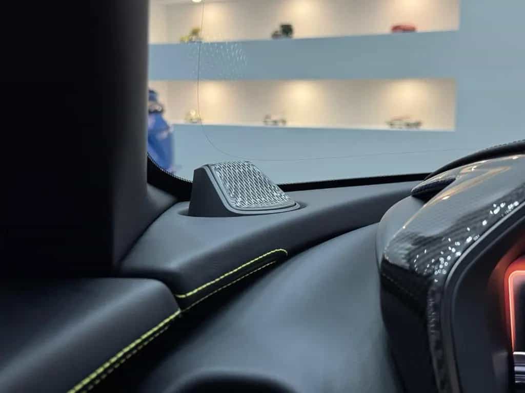 Aston Martin DBX 4.0 V8 DBX707 *AMR24* Neuwagenzustand* 05/2025-photo-35