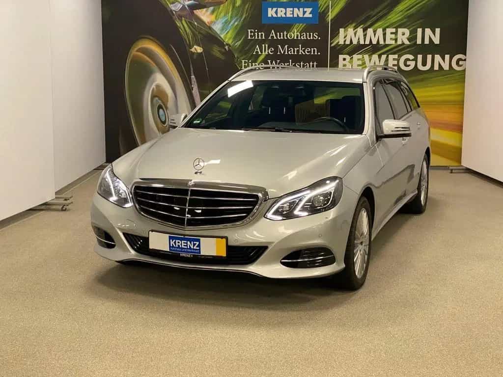 Mercedes-Benz E-Class 200 T ELEGANCE+NAVI+LED Scheinwerfer+Distronic 06/2016-photo-0