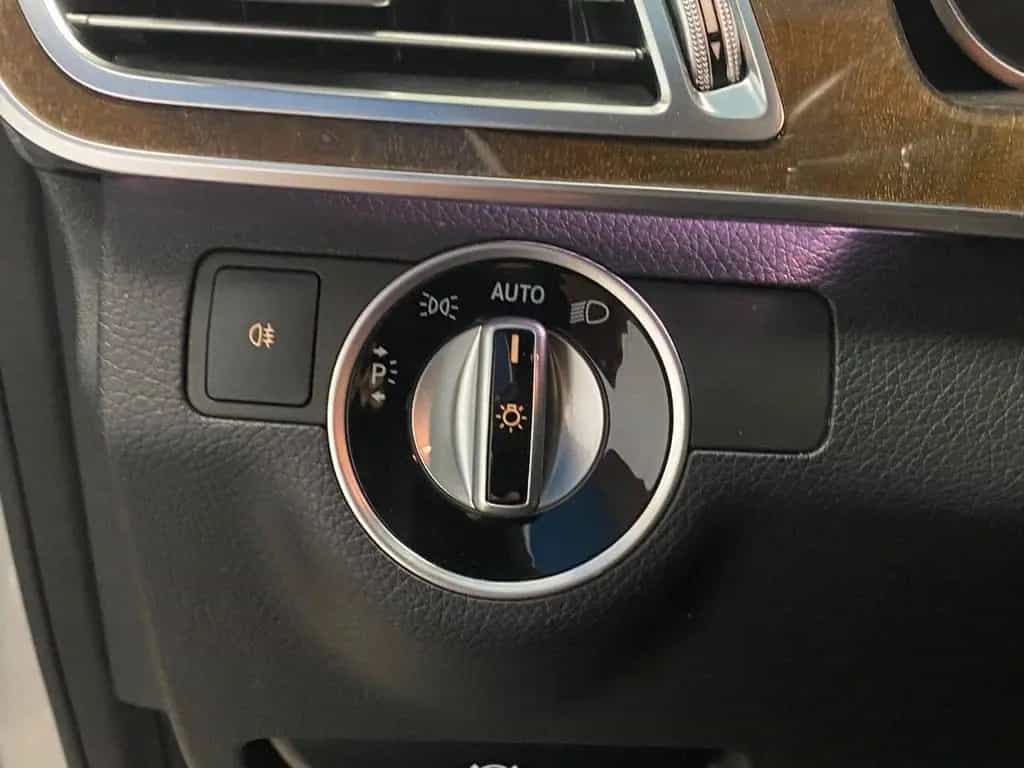 Mercedes-Benz E-Class 200 T ELEGANCE+NAVI+LED Scheinwerfer+Distronic 06/2016-photo-14