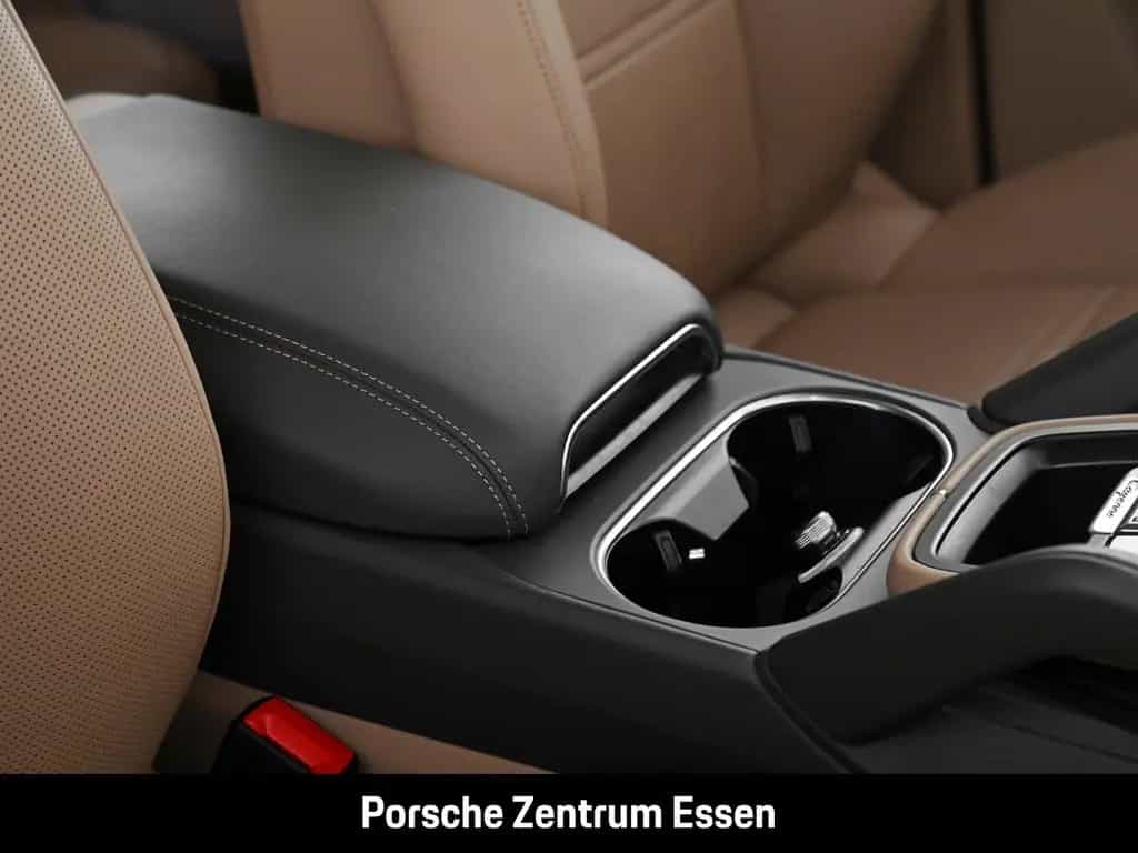Porsche Cayenne GTS / Hinterachslenkung PDCC Soft-Close- 11/2020-photo-11