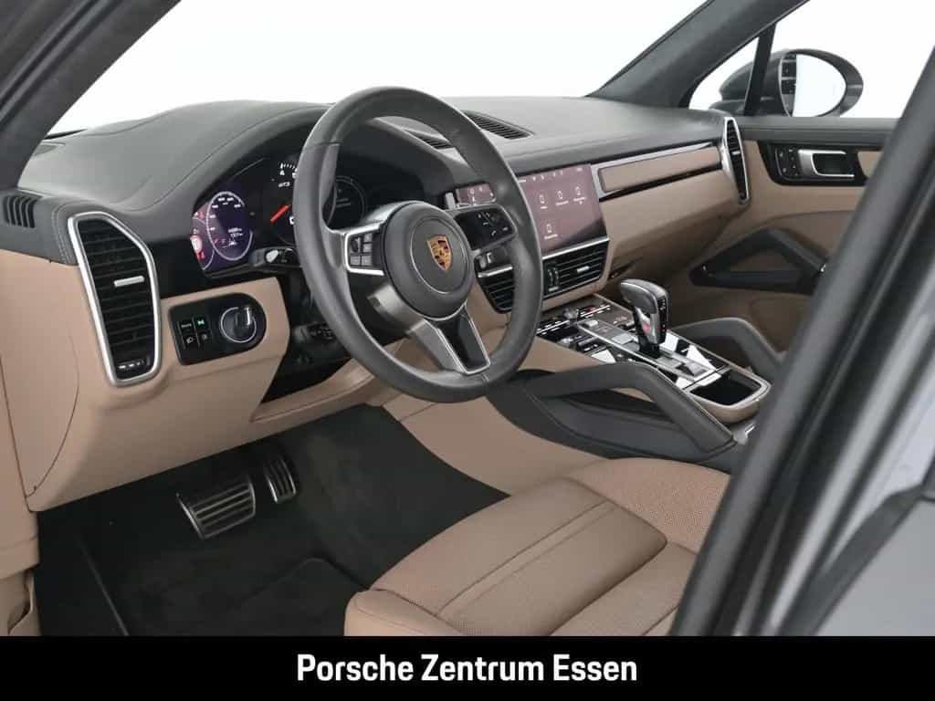 Porsche Cayenne GTS / Hinterachslenkung PDCC Soft-Close- 11/2020-photo-12