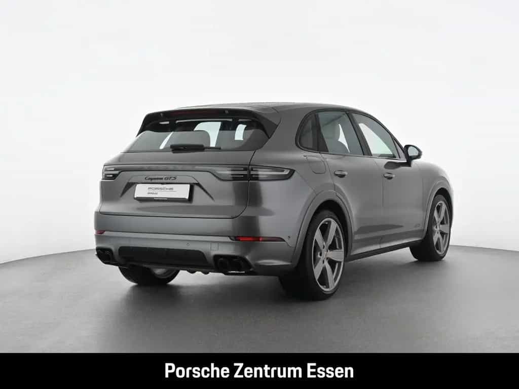 Porsche Cayenne GTS / Hinterachslenkung PDCC Soft-Close- 11/2020-photo-2