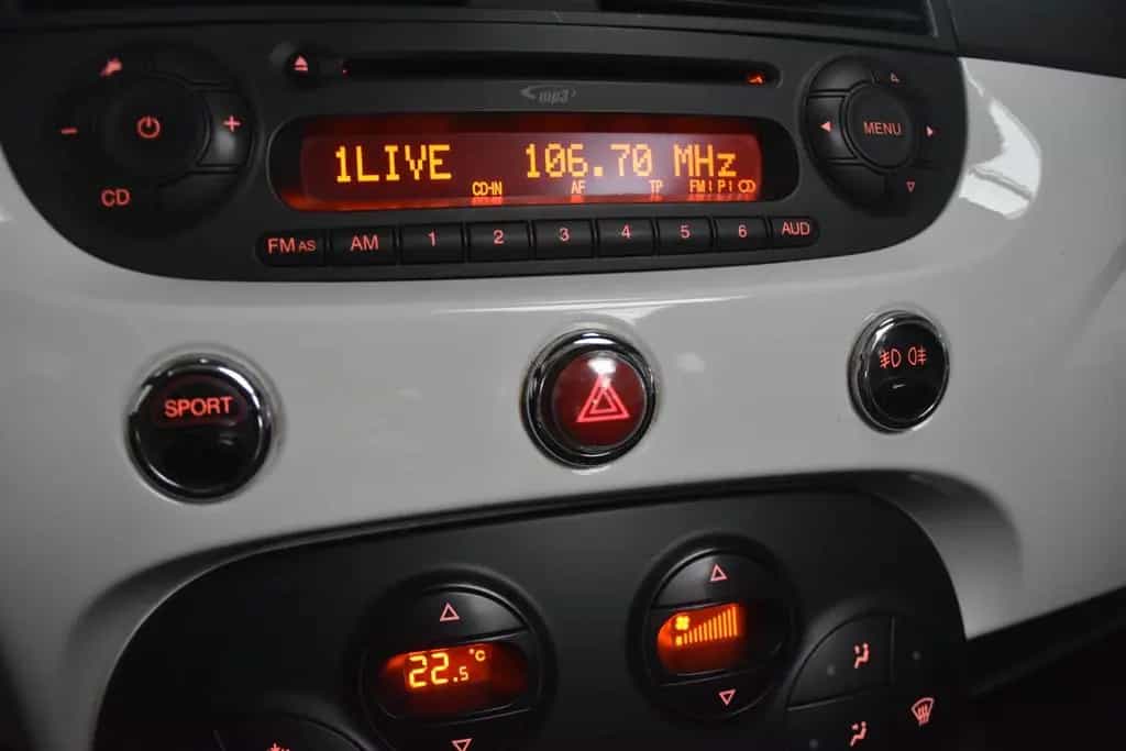 Abarth 595 Turismo Autom BiXenon Leder Intersope PDC 06/2013-photo-22