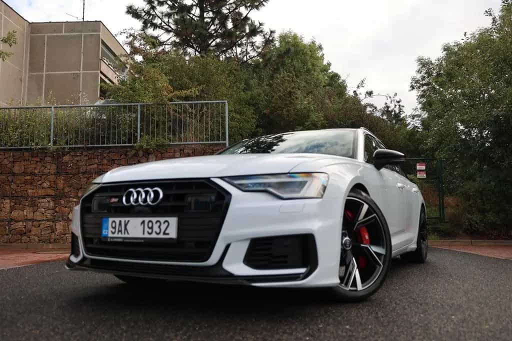 Audi S6 TDI quattro Avant - PANO, HUD, PNEU, LED 05/2020-photo-3
