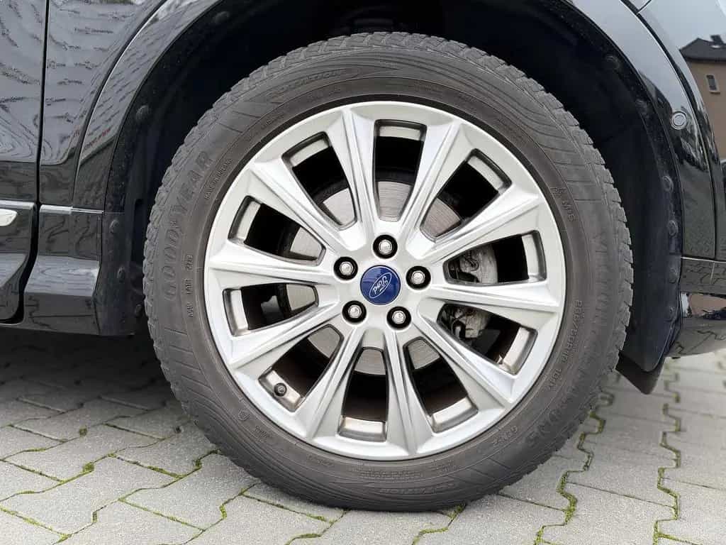 Ford Kuga Vignale / Panorama / Kamera / Keyless GO 09/2019-photo-10