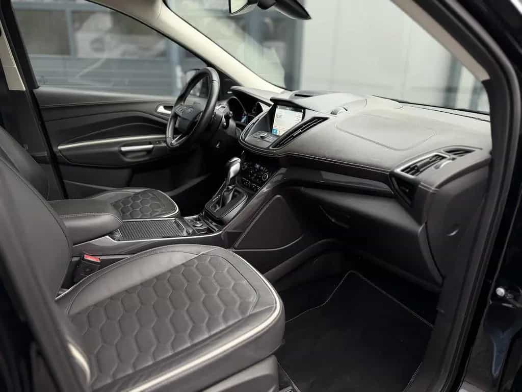 Ford Kuga Vignale / Panorama / Kamera / Keyless GO 09/2019-photo-19