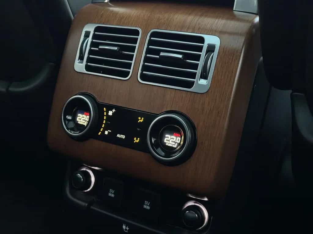 Land Rover Range Rover Rover D300 Vogue HuD|360°|PANO|AHK|STH|LED 06/2021-photo-22