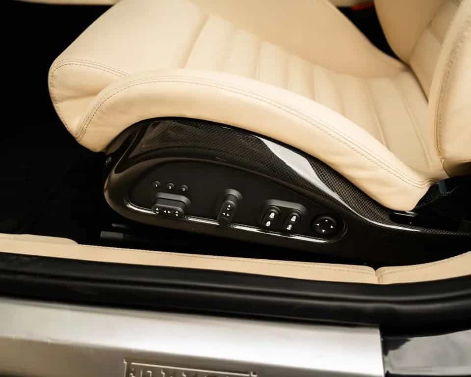 Ferrari 599 GTB F1 *COLLECABLE*MINT*SUITCASE*NOSTICKYBUT 03/2008-photo-10