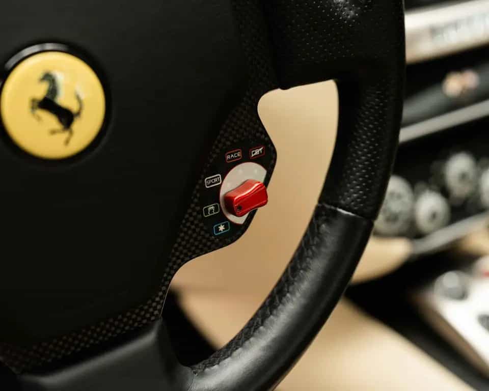Ferrari 599 GTB F1 *COLLECABLE*MINT*SUITCASE*NOSTICKYBUT 03/2008-photo-20