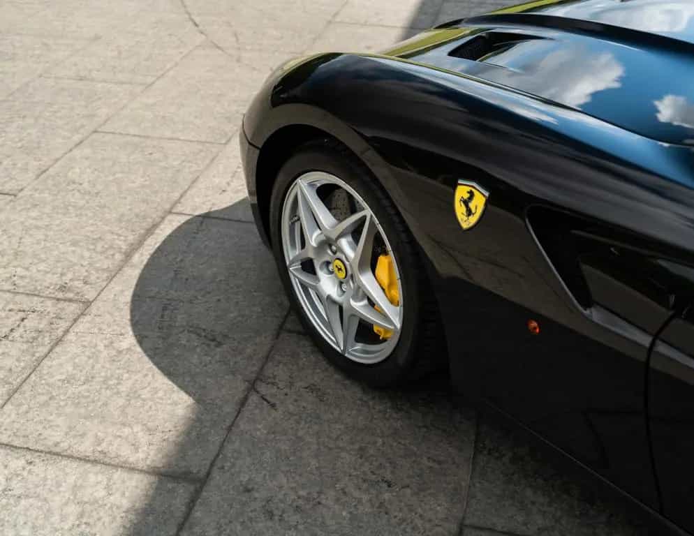 Ferrari 599 GTB F1 *COLLECABLE*MINT*SUITCASE*NOSTICKYBUT 03/2008-photo-4