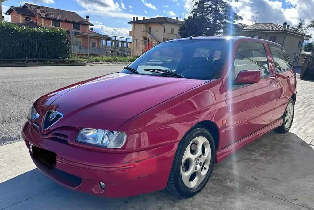 Alfa Romeo 145 1.6i 16V Twin Spark cat L 10/2000-photo-1