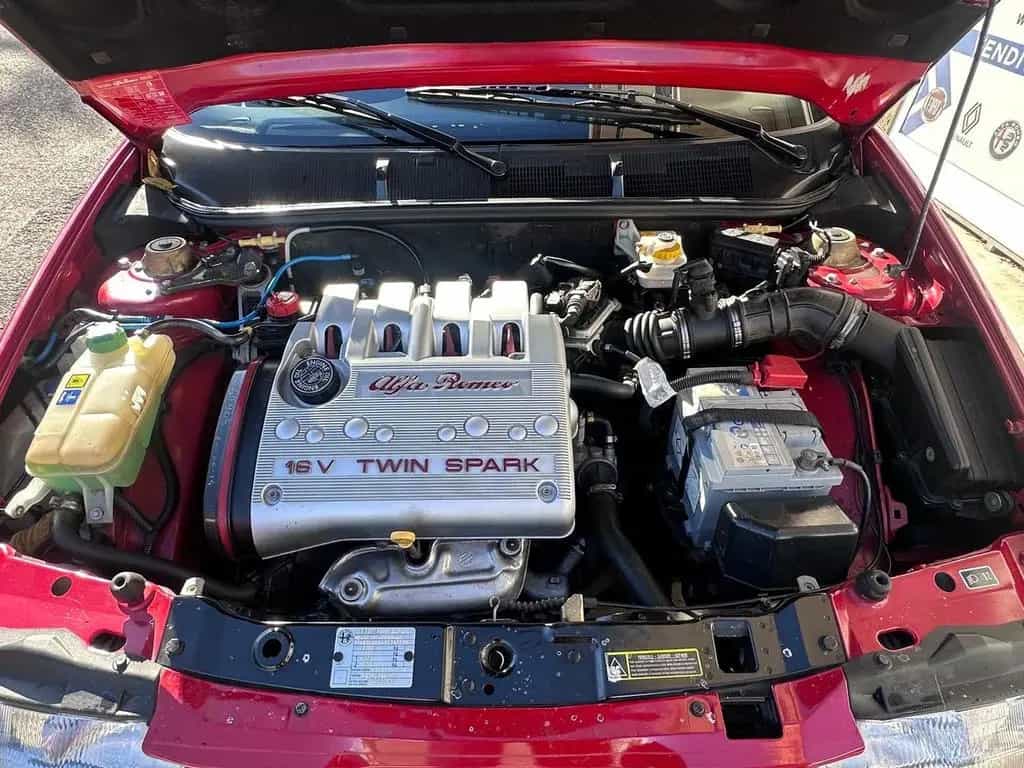Alfa Romeo 145 1.6i 16V Twin Spark cat L 10/2000-photo-7