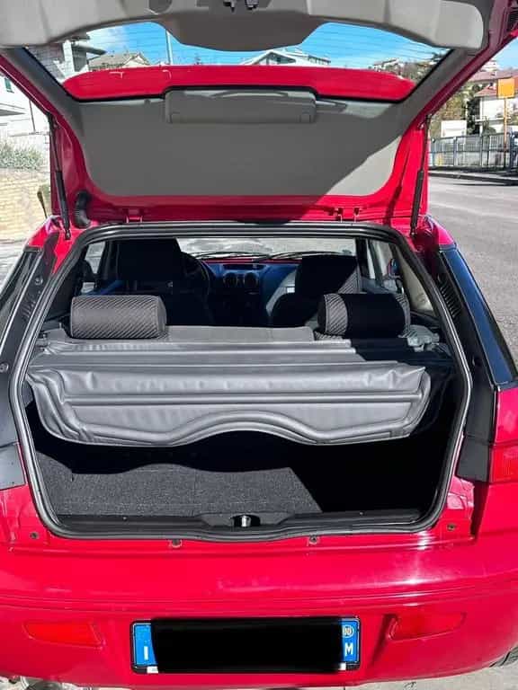 Alfa Romeo 145 1.6i 16V Twin Spark cat L 10/2000-photo-9