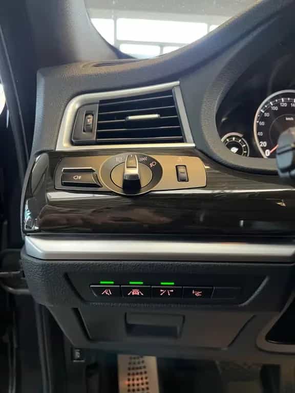 BMW 530 Gran Turismo 530 d xDrive M Sport 08/2017-photo-13