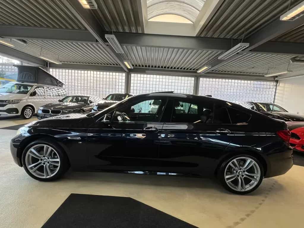 BMW 530 Gran Turismo 530 d xDrive M Sport 08/2017-photo-3