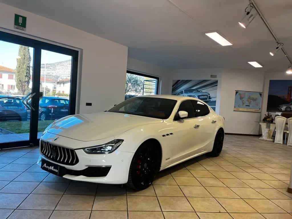 Maserati Ghibli V6 430 CV Q4 Granlusso 12/2020-photo-1