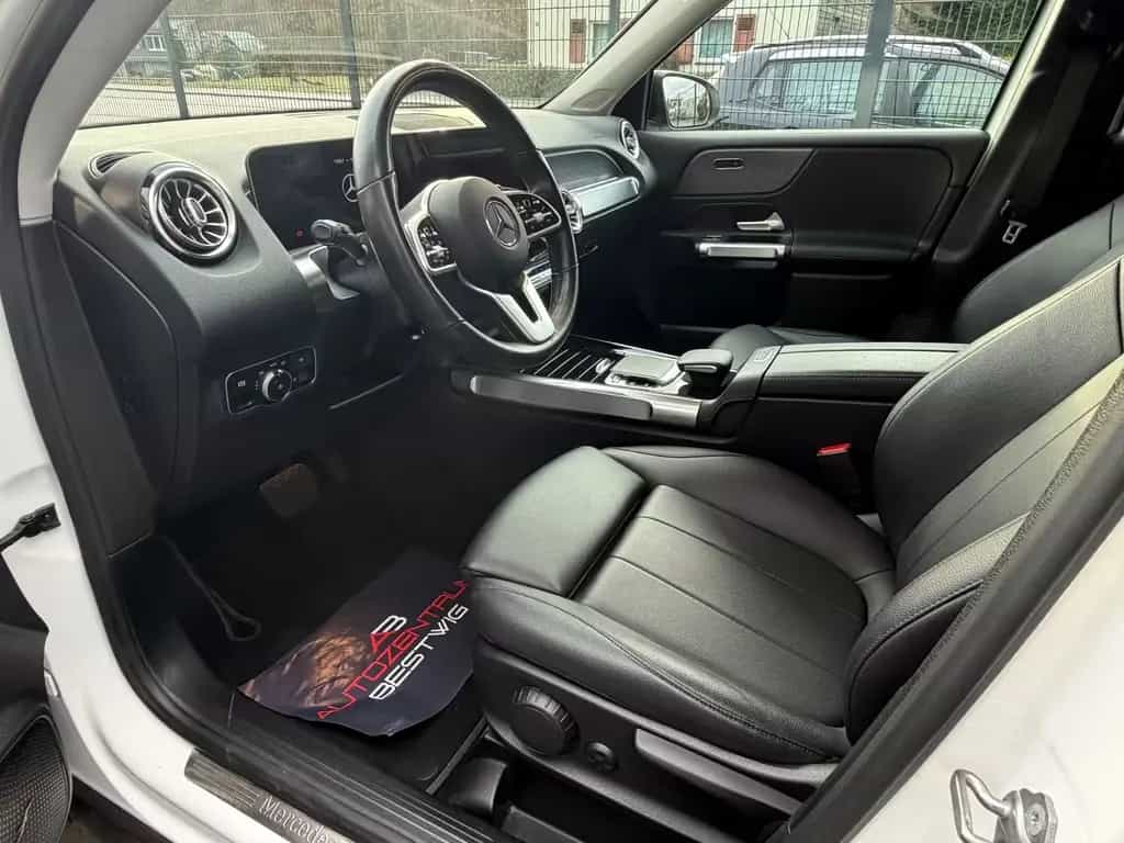 Mercedes-Benz GLB 250 4-Matic*KAMERA*SHZG*ASISST*MBUX*PDC 02/2020-photo-11