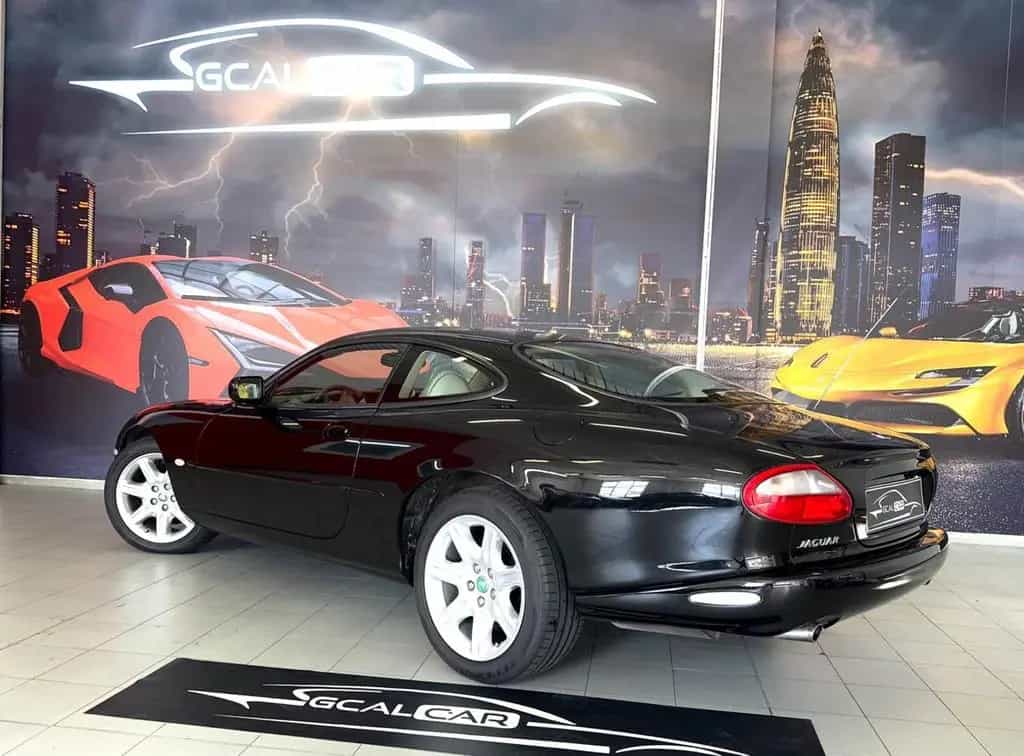 Jaguar XK8 4.0 Coupé AUTOMATICA V8 284CV BENZINA 09/1998-photo-2