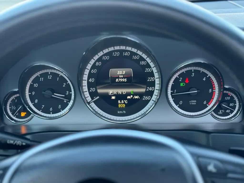 Mercedes-Benz E 250 d Cabrio 7G-Tronic AMG Leder Sitz-Klima 1.H 01/2013-photo-16