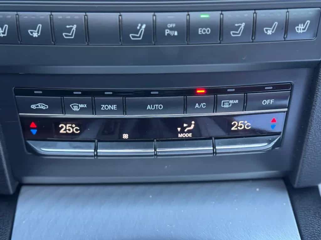 Mercedes-Benz E 250 d Cabrio 7G-Tronic AMG Leder Sitz-Klima 1.H 01/2013-photo-25
