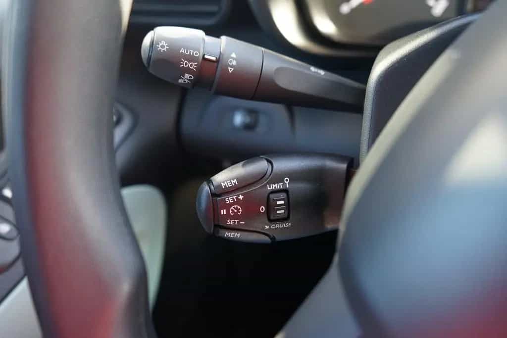 Citroën Berlingo 1.5 HDI AppConnect Sitzheizung DAB 01/2020-photo-19