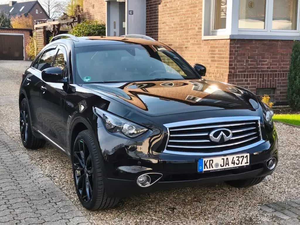 Infiniti QX70 5.0 S Premium, Kamera, 22" Somm. 21" Winter 12/2016-photo-0