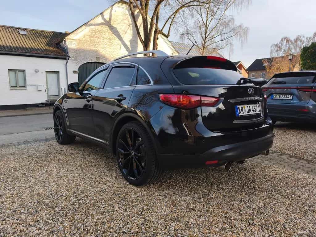 Infiniti QX70 5.0 S Premium, Kamera, 22" Somm. 21" Winter 12/2016-photo-3