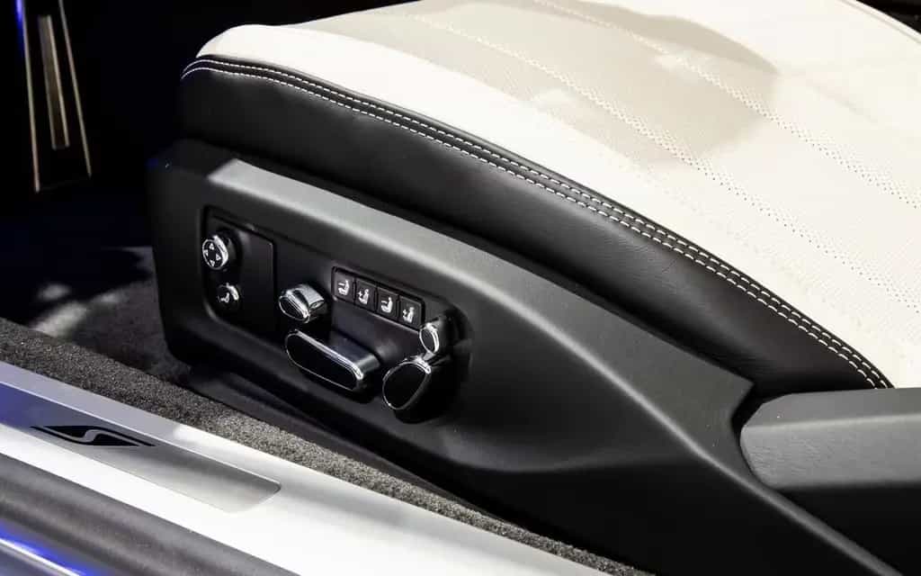 Bentley Continental GT V8S MULLINER 04/2025-photo-19