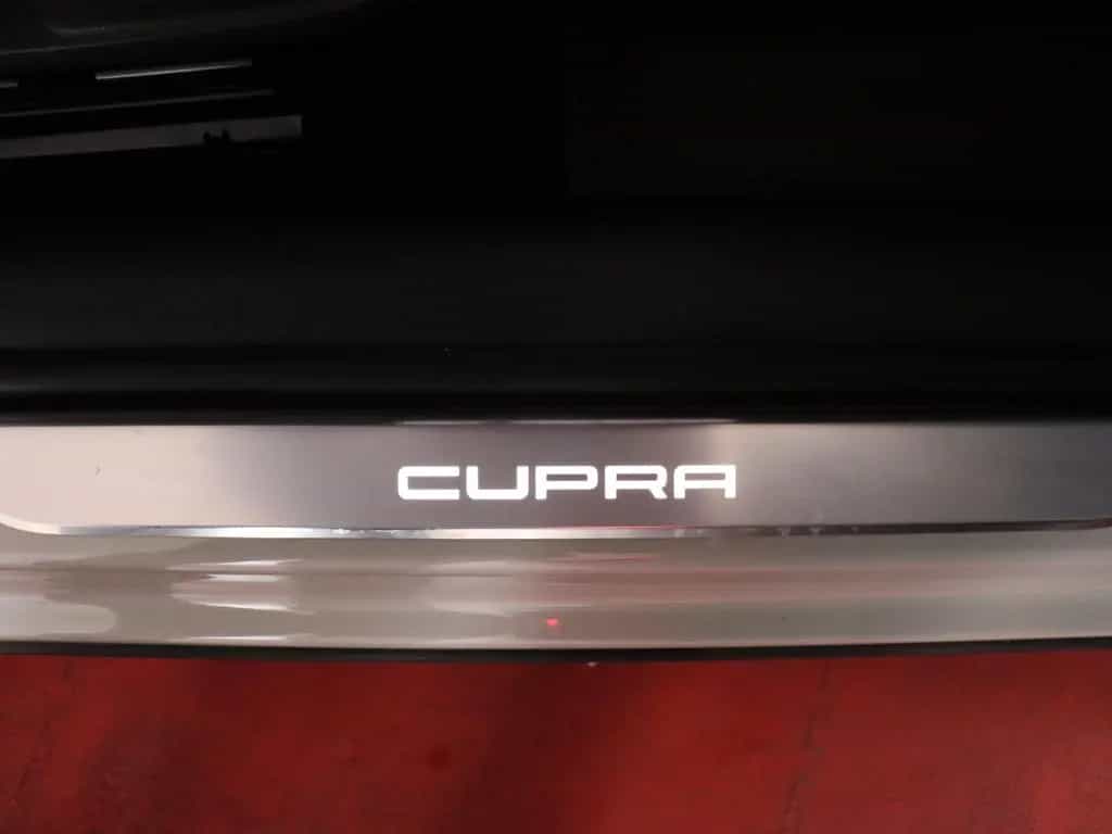 Cupra Formentor VZ5 2.5TSI 463,-ohne Anzahlung Taiga B 07/2024-photo-21