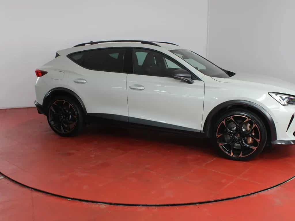 Cupra Formentor VZ5 2.5TSI 463,-ohne Anzahlung Taiga B 07/2024-photo-40