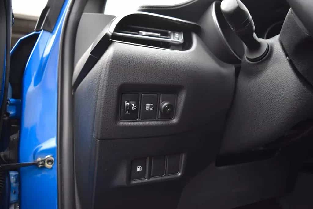 Toyota C-HR Style 01/2018-photo-10