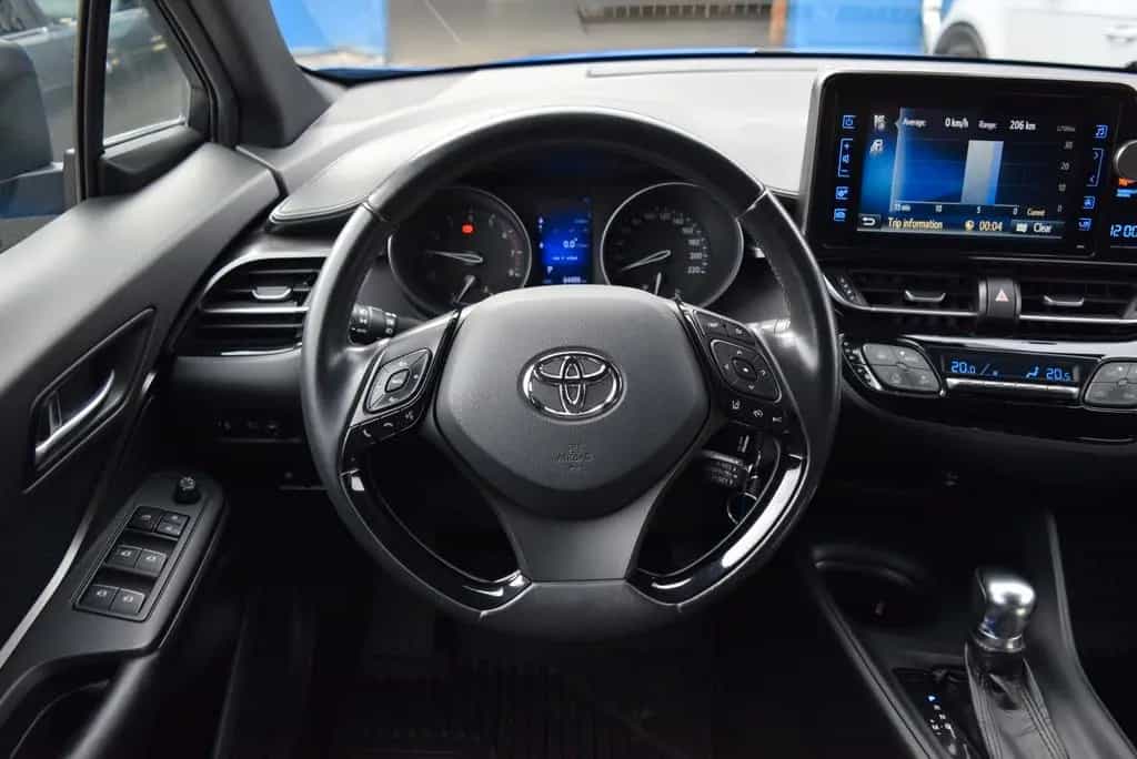 Toyota C-HR Style 01/2018-photo-11