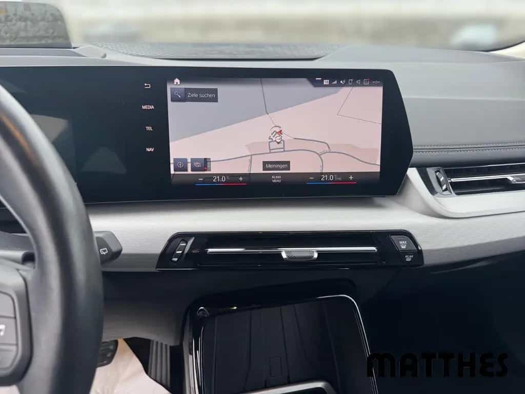 BMW 2 Series 218 i Innovations-Paket Driving Assistant Plus C 03/2023-photo-6