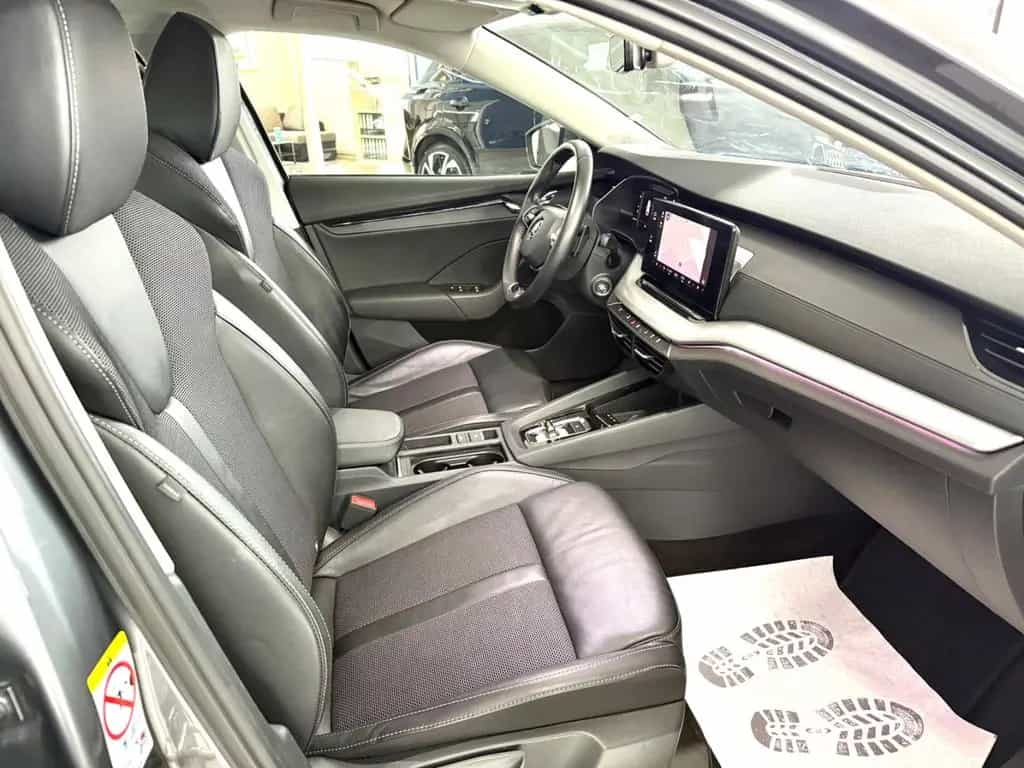 Skoda Octavia Combi Ambition 04/2023-photo-14