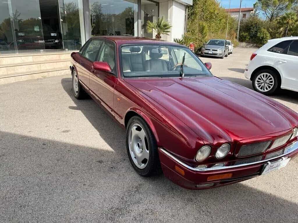 Jaguar XJR 4.0 cat automatica 06/1995-photo-1