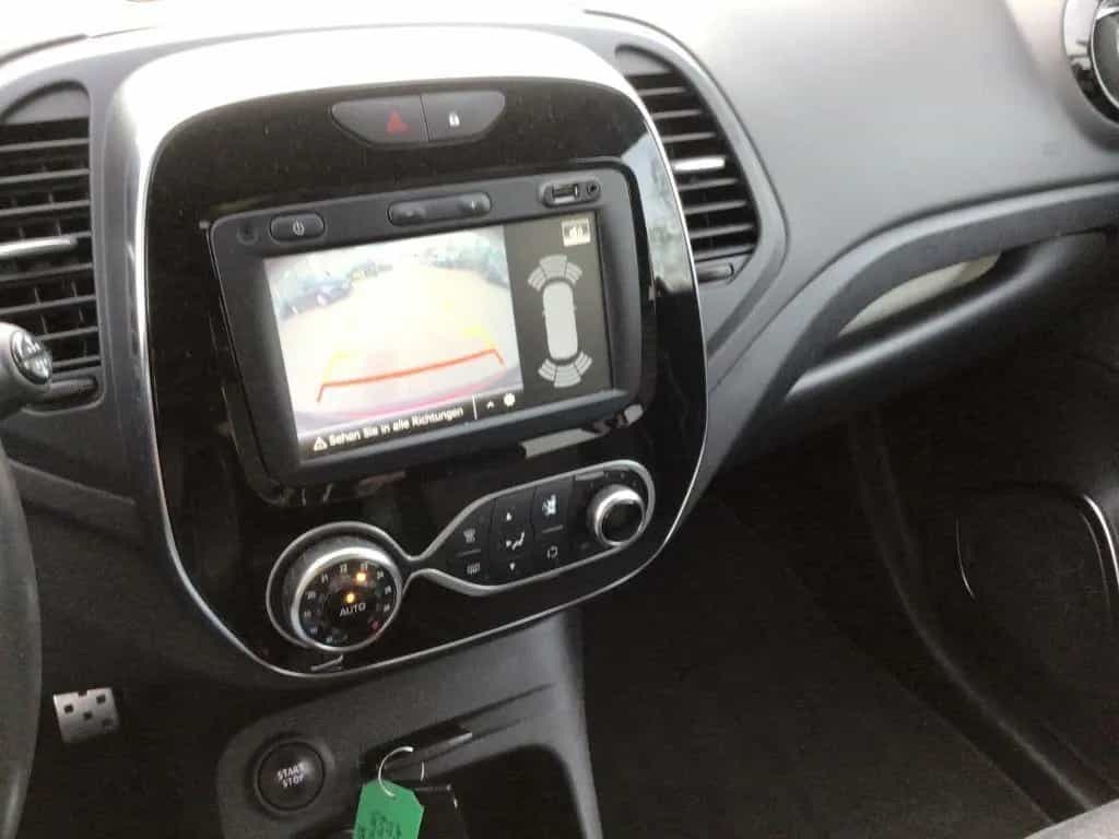 Renault Captur TCe 150 GPF INTENS Navi Kamera Einparkh. 02/2019-photo-24