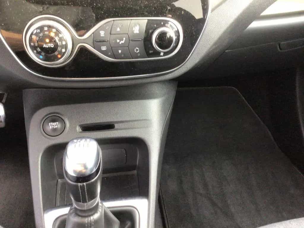 Renault Captur TCe 150 GPF INTENS Navi Kamera Einparkh. 02/2019-photo-30
