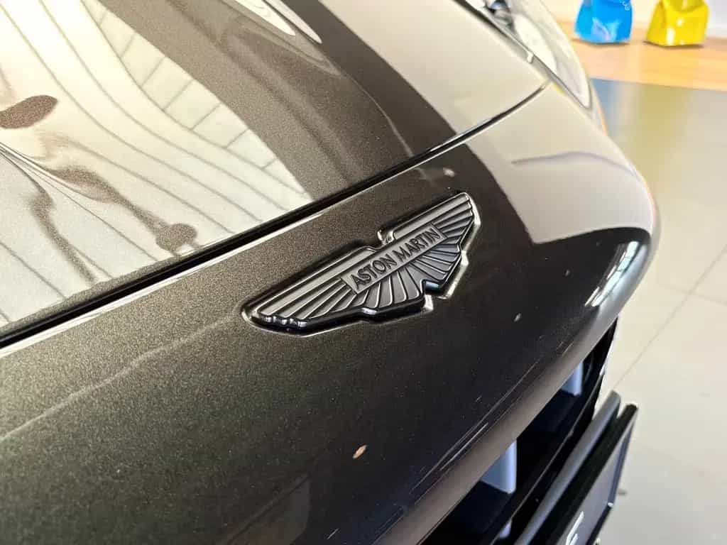 Aston Martin V8 Vantage Vantage Coupé - Minotaur Green - Inspire Sport null-photo-7