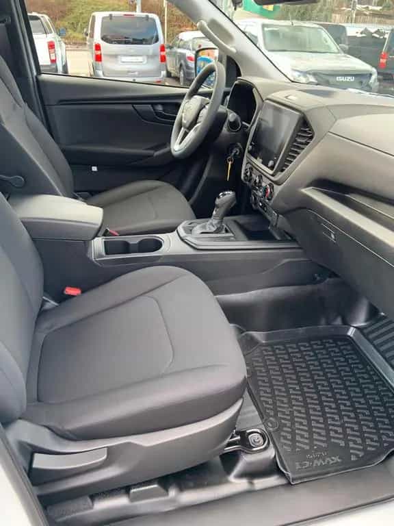 Isuzu D-Max Single Cab L 4WD AHK + Beschichtung/Wanne null-photo-13