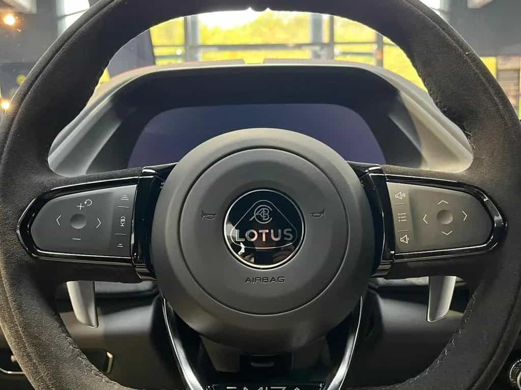 Lotus Emira 2.0 First Edition Seneca Blue null-photo-10
