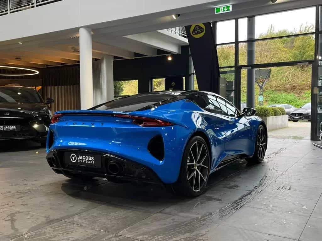 Lotus Emira 2.0 First Edition Seneca Blue null-photo-5